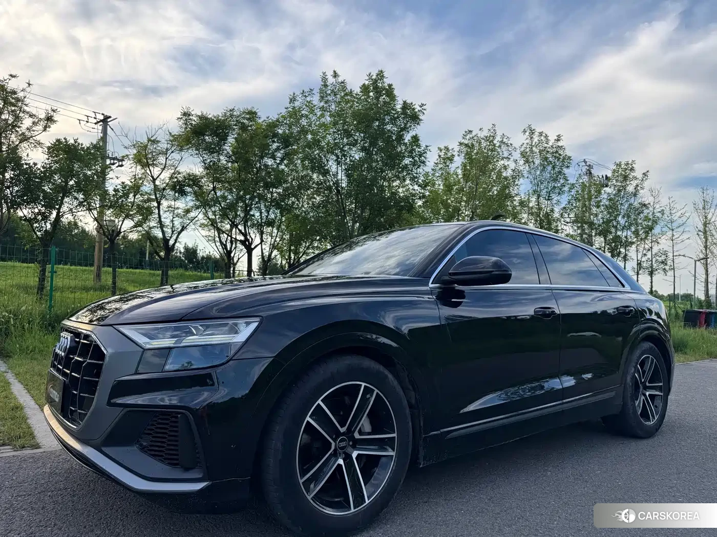 Audi Q8 2022 Черный из Китая, фото 4