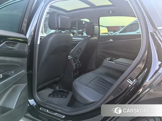 Volkswagen Passat 2024 Черный из Китая, фото 4