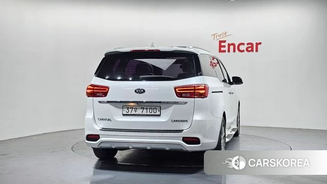 Kia The New Carnival id 3814453 из Кореи 14