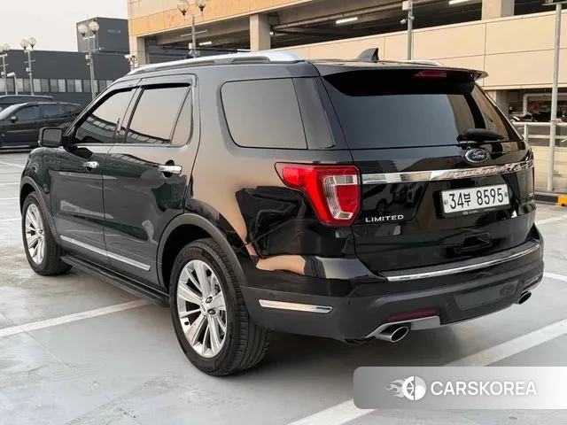 Ford Explorer id 3407936 из Кореи 14