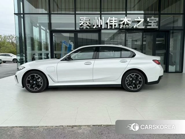 BMW i3 2025 Белый из Китая, фото 4