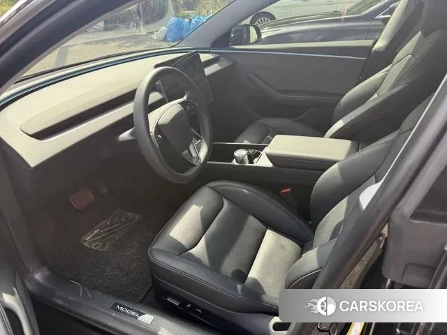 Tesla Model 3 2024 Черный из Кореи, фото 4