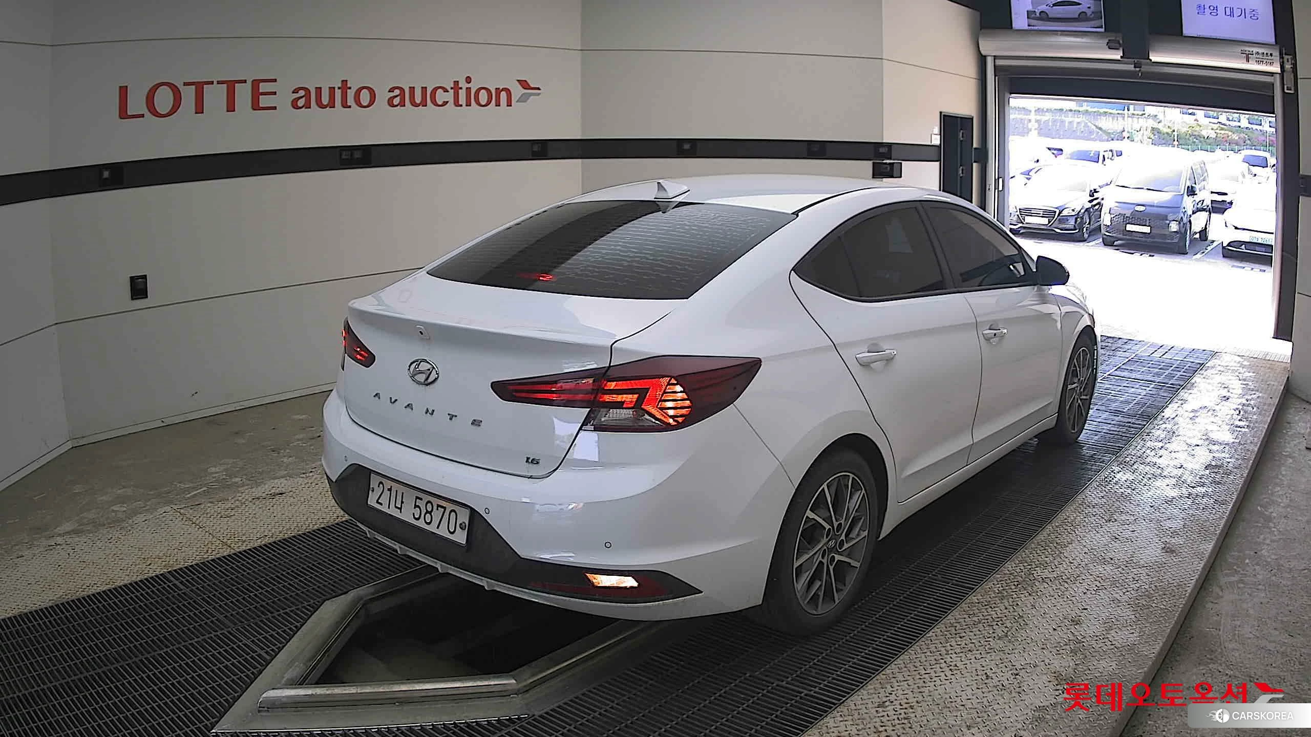 Hyundai Avante id 4289404 из Кореи 31