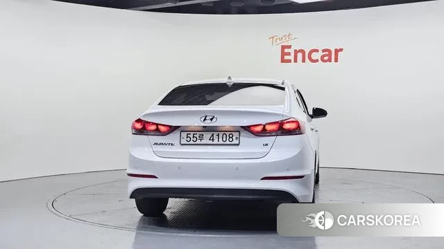 Hyundai Avante AD id 3687669 из Кореи 14