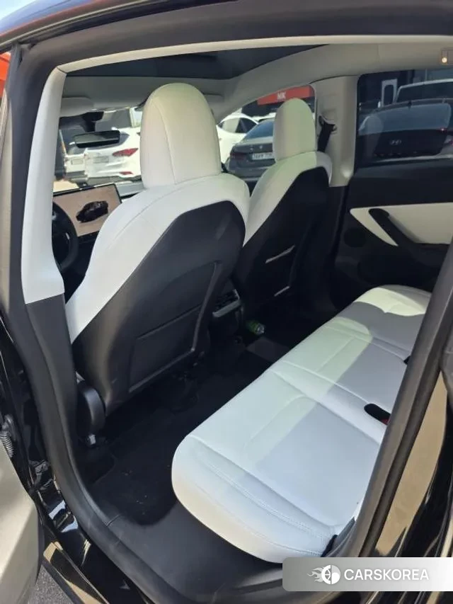 Tesla Model Y id 2915699 из Кореи 4