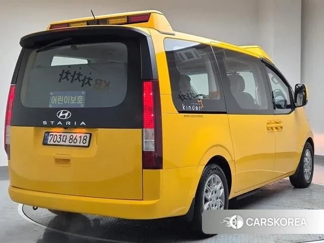 Hyundai Staria id 2423419 из Кореи 14