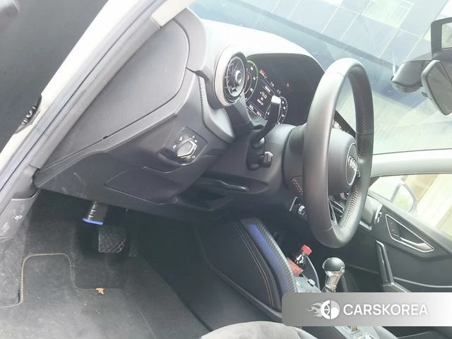 Audi Q2L e-tron id 4387658 из Китая 15