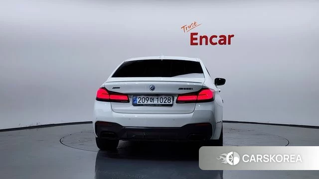 BMW 5 Series (G30) id 4518669 из Кореи 29