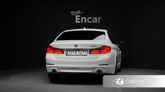 BMW 5 Series (G30) id 3899672 из Кореи 14