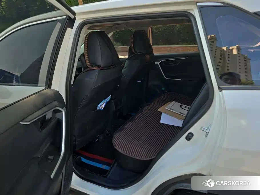 Toyota RAV4 id 4669232 из Китая 10