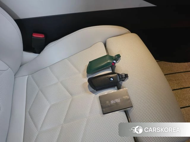 BMW 5 Series (G60) id 3981975 из Кореи 14