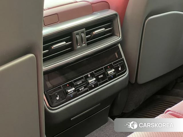 Lexus LX id 4239590 из Китая 8