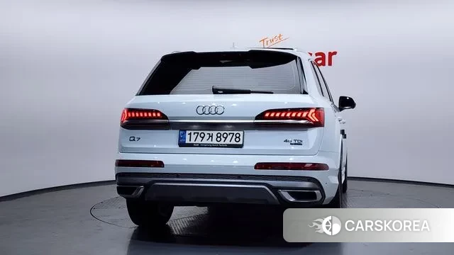 Audi Q7 (4M) id 3483733 из Кореи 14