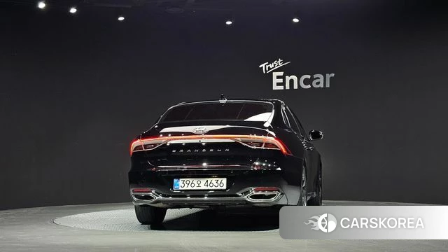 Hyundai The New Grandeur IG Hybrid id 4581093 из Кореи 28