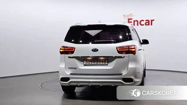 Kia The New Carnival id 3479789 из Кореи 14