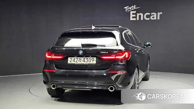 BMW 1 Series (F40) id 2990207 из Кореи 14