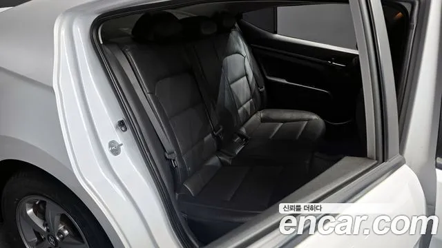 Hyundai Avante AD id 2764569 из Кореи 14