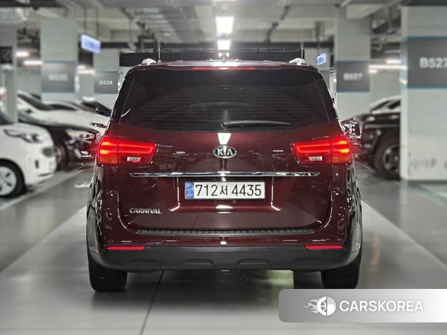 Kia The New Carnival id 4732649 из Кореи 14