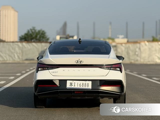 Hyundai Elantra id 4221710 из Китая 12