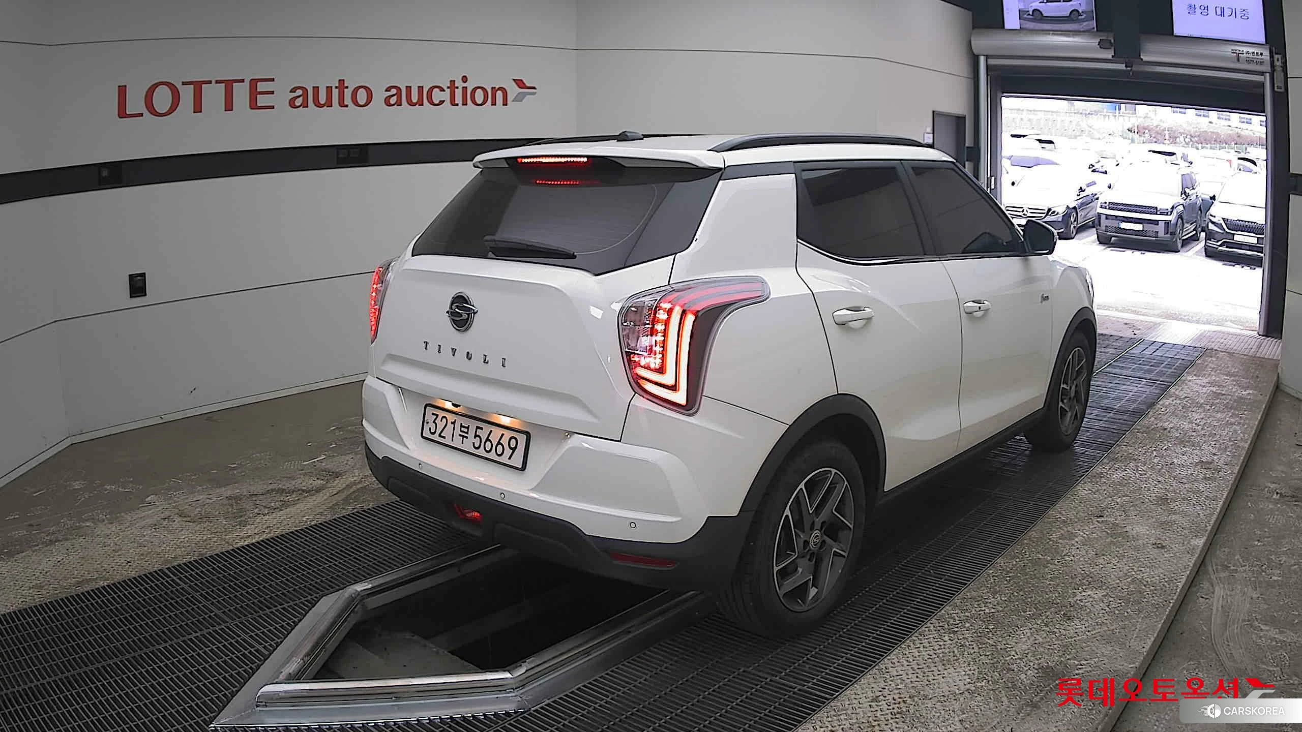 SsangYong Tivoli id 3869460 из Кореи 32