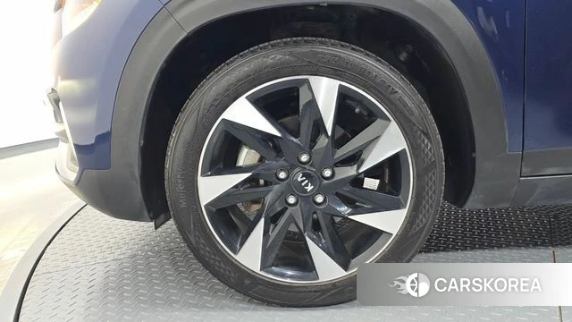 Kia Seltos id 4872586 из Кореи 30