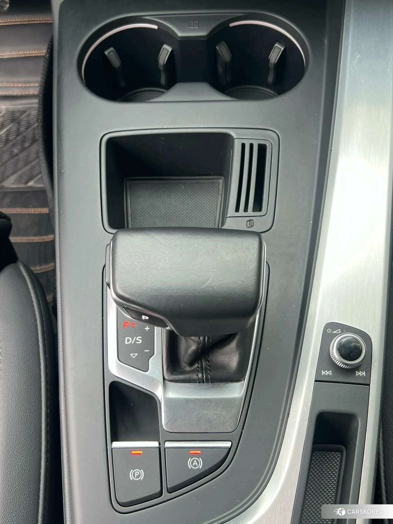 Audi A4L id 4493044 из Китая 23