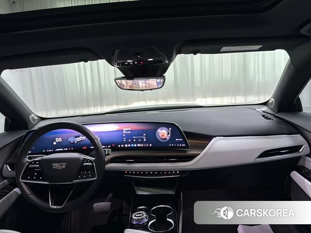 Cadillac GT4 id 4227292 из Китая 14