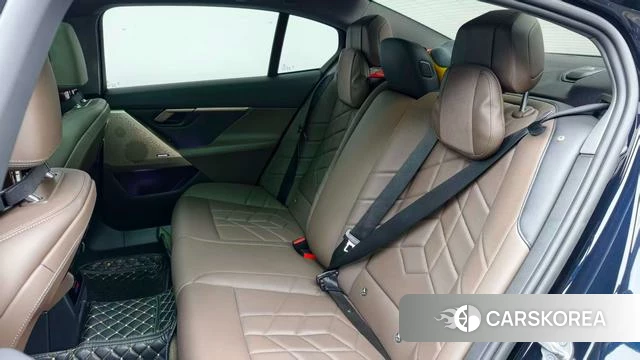 BMW 5 series id 4263124 из Китая 9
