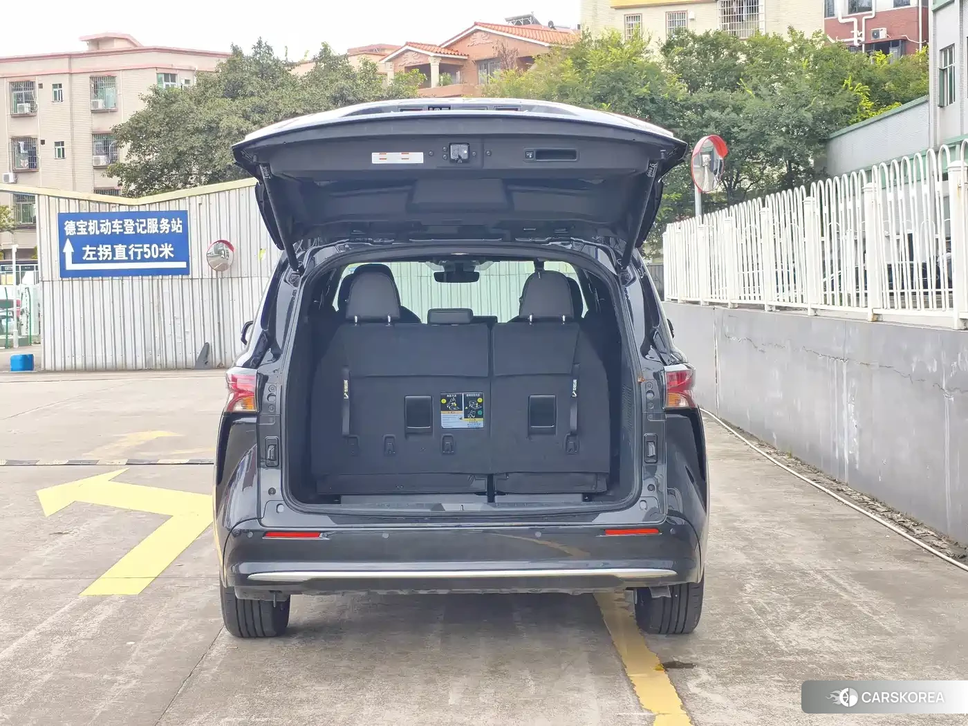 Toyota Sienna id 4600522 из Китая 11