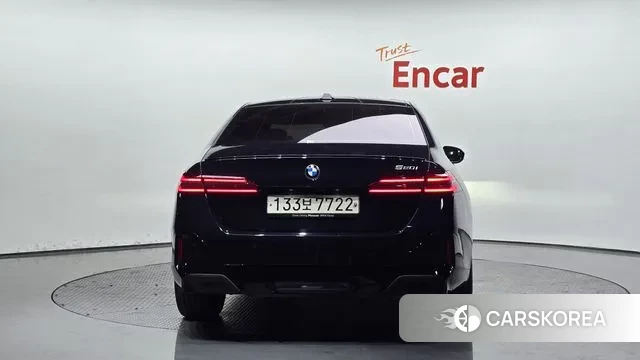 BMW 5 Series (G60) id 3585519 из Кореи 14