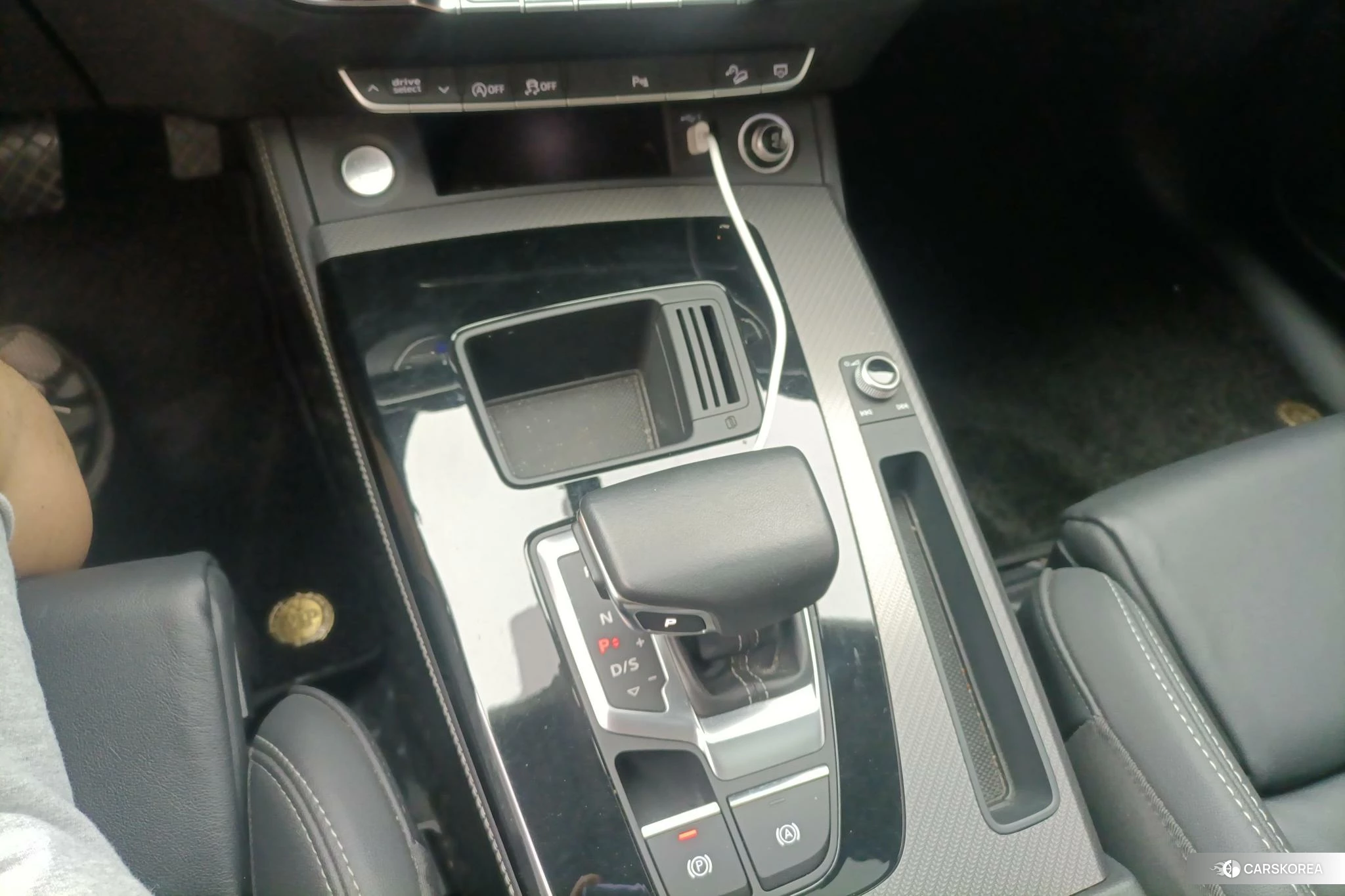 Audi Q5L id 4426565 из Китая 11
