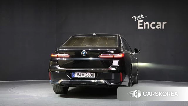 BMW 7 Series (G70) id 3934401 из Кореи 14