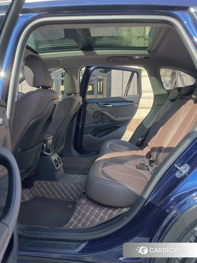 BMW X1 id 3858022 из Китая 22