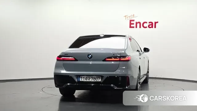 BMW 7 Series (G70) id 3544973 из Кореи 14