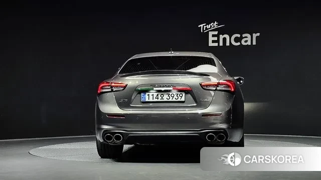 Maserati Ghibli id 3220937 из Кореи 14