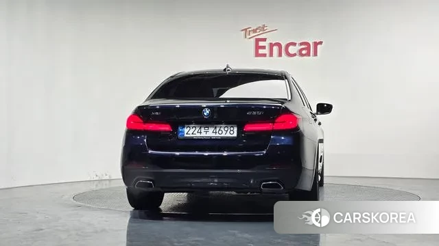 BMW 5 Series (G30) id 3722011 из Кореи 14