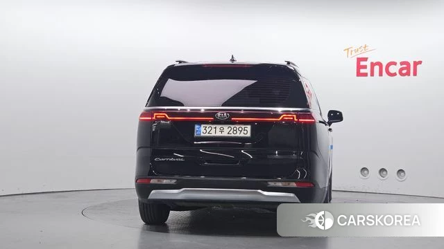 Kia Carnival 4th generation id 4202933 из Кореи 24