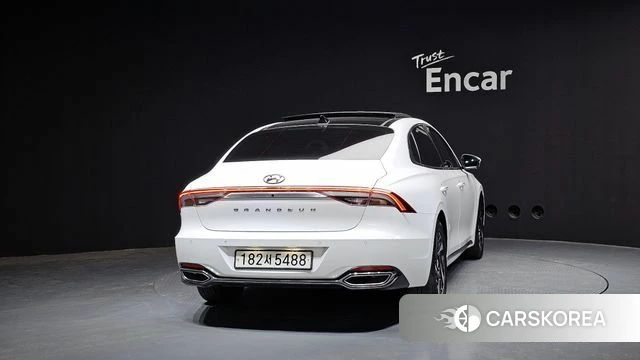Hyundai The New Grandeur IG Hybrid id 3832863 из Кореи 14