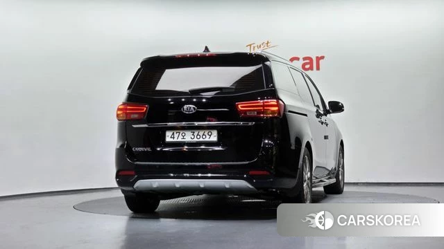 Kia The New Carnival id 4610579 из Кореи 30