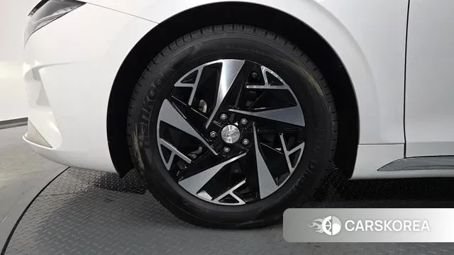 Hyundai The New Grandeur IG Hybrid id 2885477 из Кореи 14