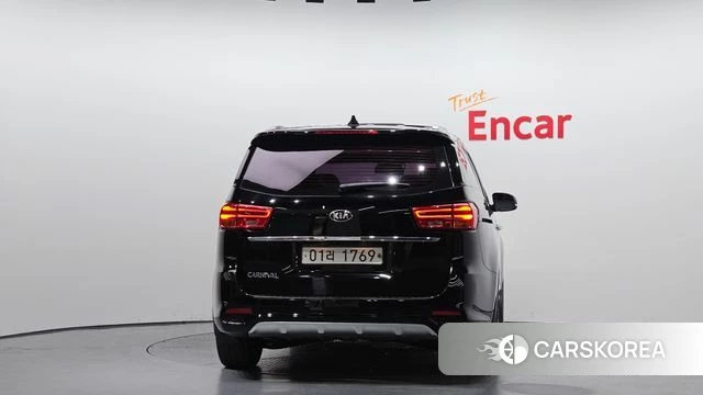Kia The New Carnival id 4410908 из Кореи 25