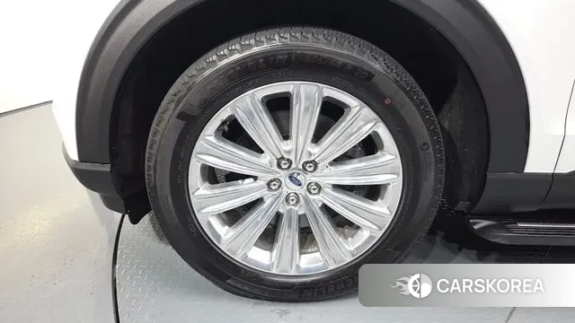 Ford Explorer 6th Generation id 3028431 из Кореи 14