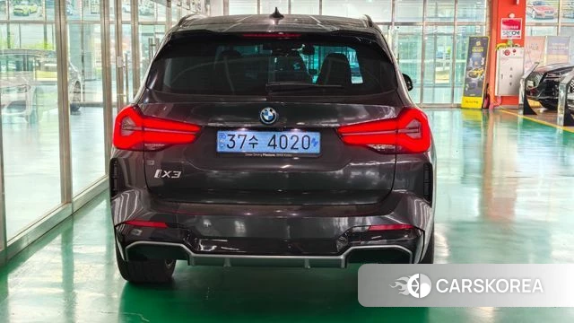 BMW iX3 2024 Серый из Кореи, фото 4
