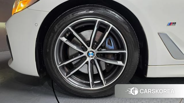 BMW 5 Series (G30) id 4753746 из Кореи 24