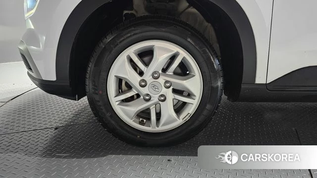 Hyundai Venue id 4500552 из Кореи 26