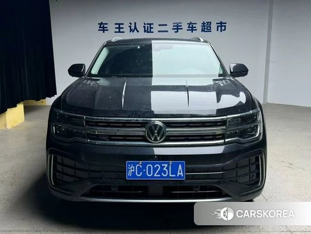 Volkswagen Tourang 2023 Темно-серый из Китая, фото 5