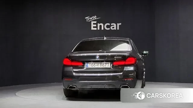 BMW 5 Series (G30) id 3616494 из Кореи 14