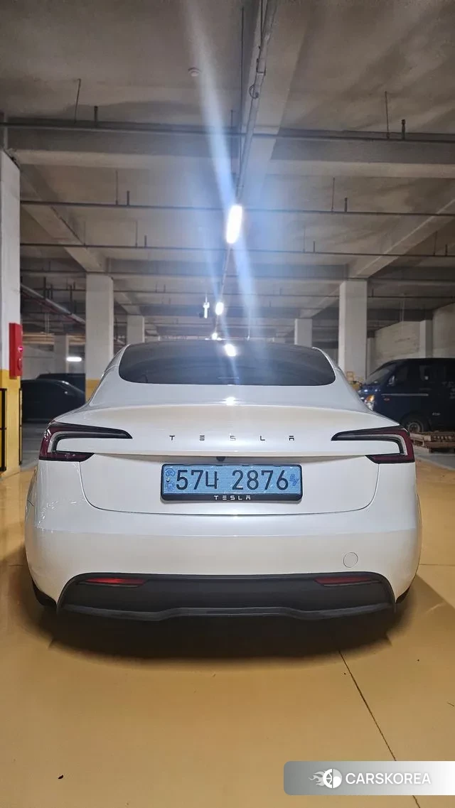 Tesla Model 3 2024 Белый из Кореи, фото 4