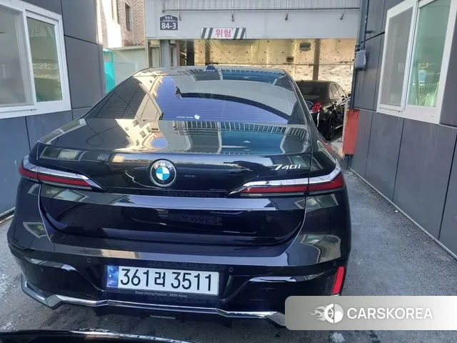 BMW 7 Series (G70) id 3447447 из Кореи 10