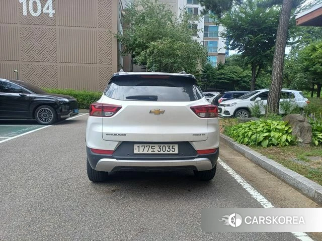 Chevrolet (GM Daewoo) Trailblazer 2022 Белый из Кореи, фото 4